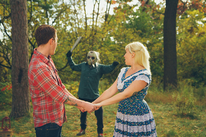 Ce couple a participé à la séance photo de fiançailles la plus effrayante (21 images)