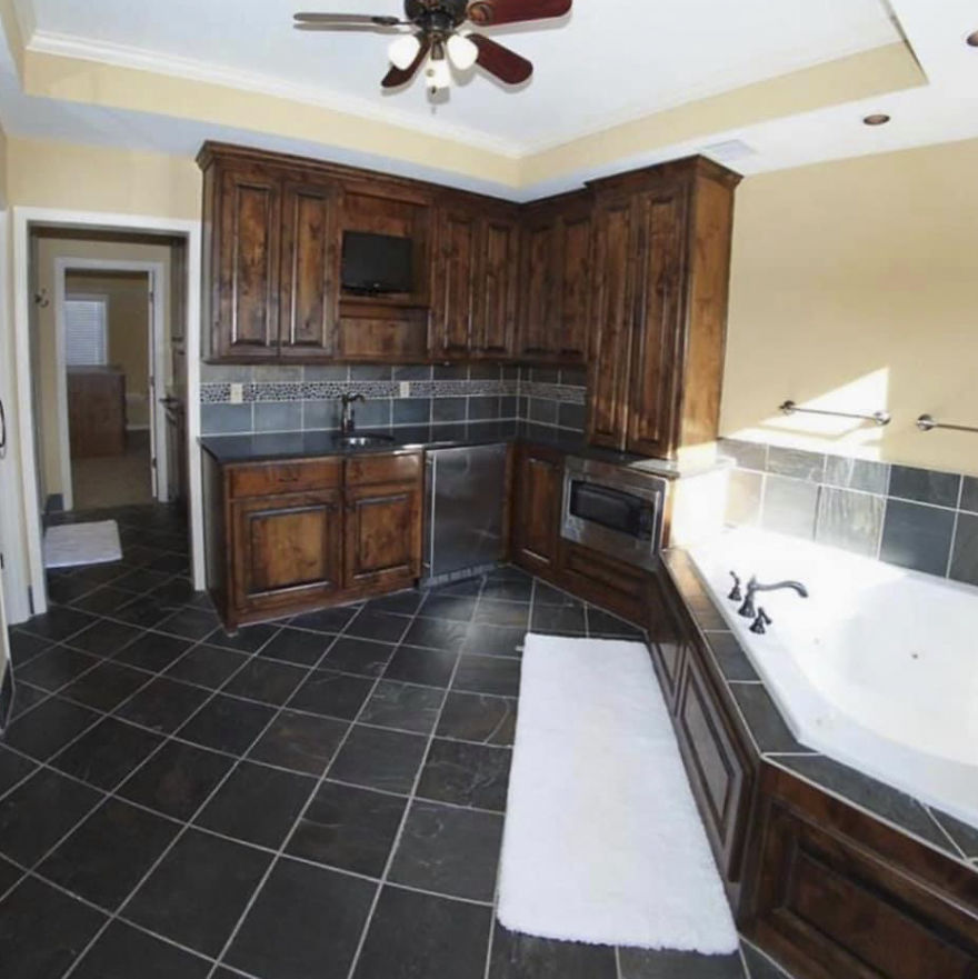 25 pires designs d’intérieur trouvés par une agente immobilière et ses collègues