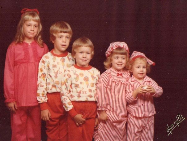 22 personnes qui ont partagé les photos les plus drôles qu’elles ont prises avec leurs frères et soeurs
