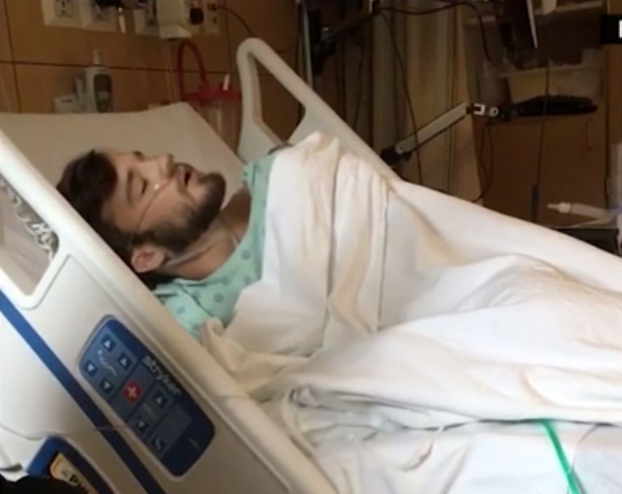 Un adolescent atteint d’une maladie liée au vapotage dit qu’il a maintenant les poumons d’un homme de 70 ans