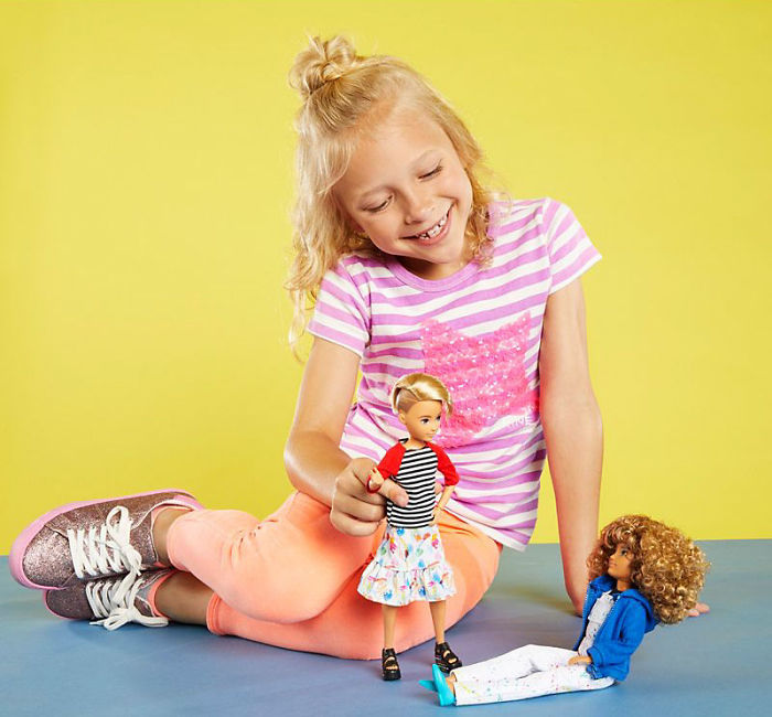 Le fabricant de Barbie lance une collection de poupées de genre neutre