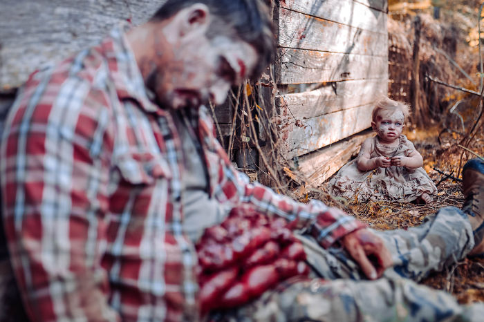 Une maman a transformé son bébé en zombie pour une séance photo d’horreur et la petite a assuré