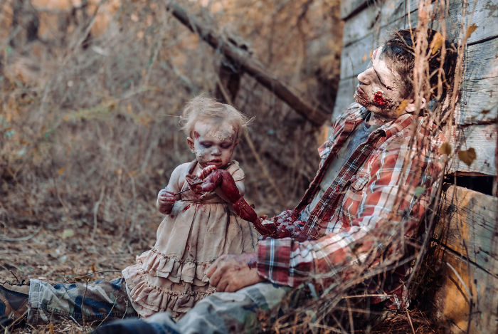 Une maman a transformé son bébé en zombie pour une séance photo d’horreur et la petite a assuré