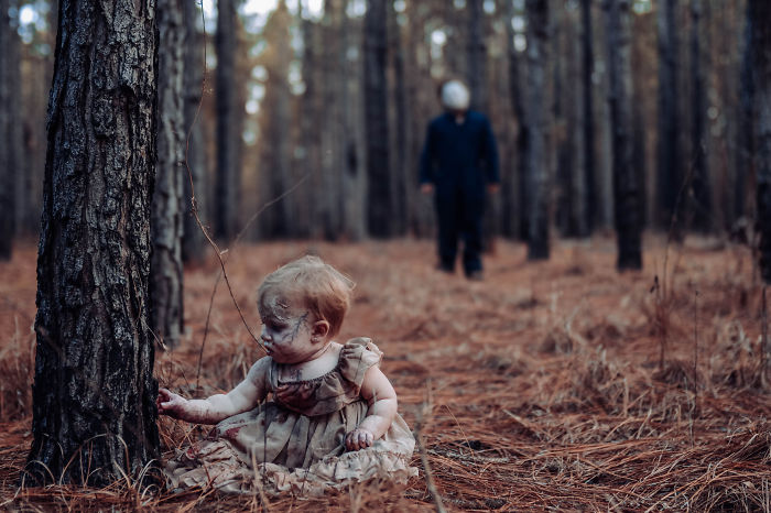 Une maman a transformé son bébé en zombie pour une séance photo d’horreur et la petite a assuré
