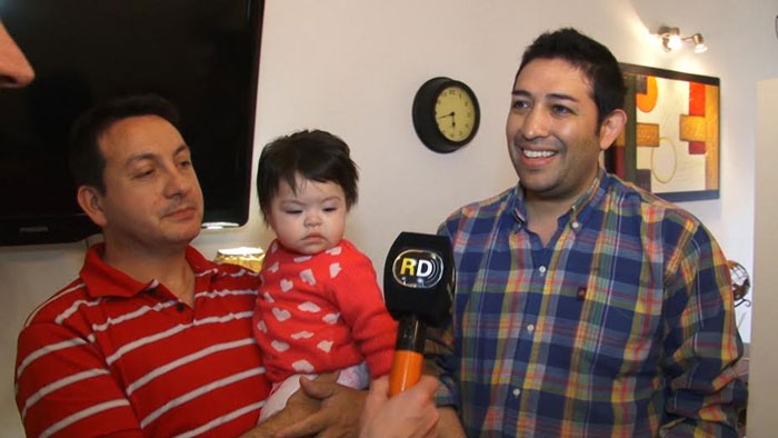Ce couple gay a adopté un bébé séropositif qui avait été rejeté par 10 familles