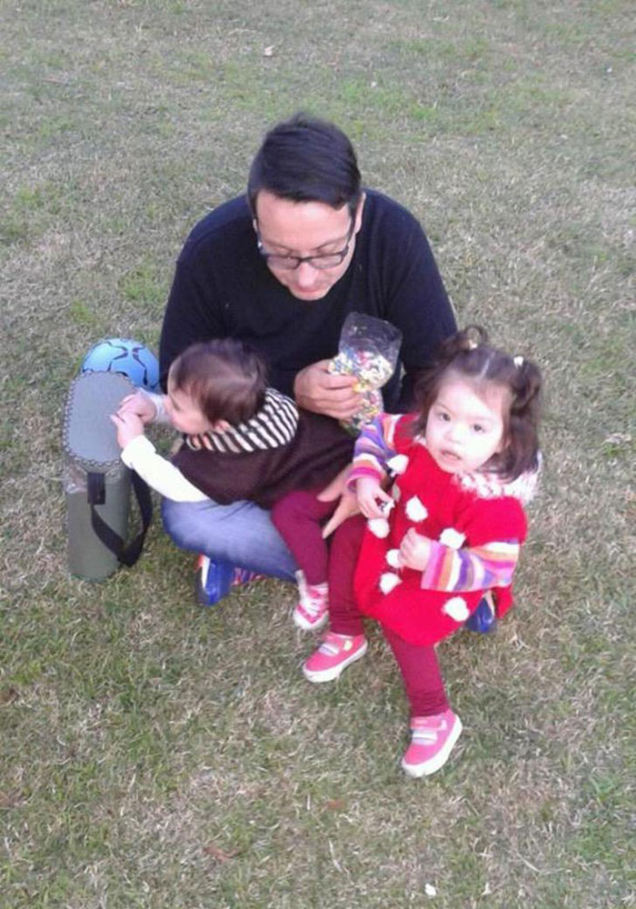 Ce couple gay a adopté un bébé séropositif qui avait été rejeté par 10 familles