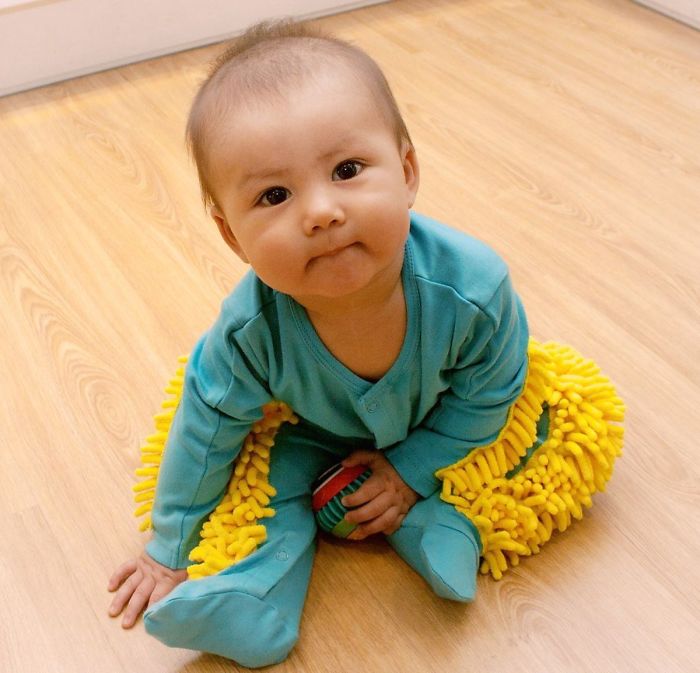 Tu peux acheter un pyjama-vadrouille pour bébés sur Amazon, mais les gens ne savent pas trop quoi en penser