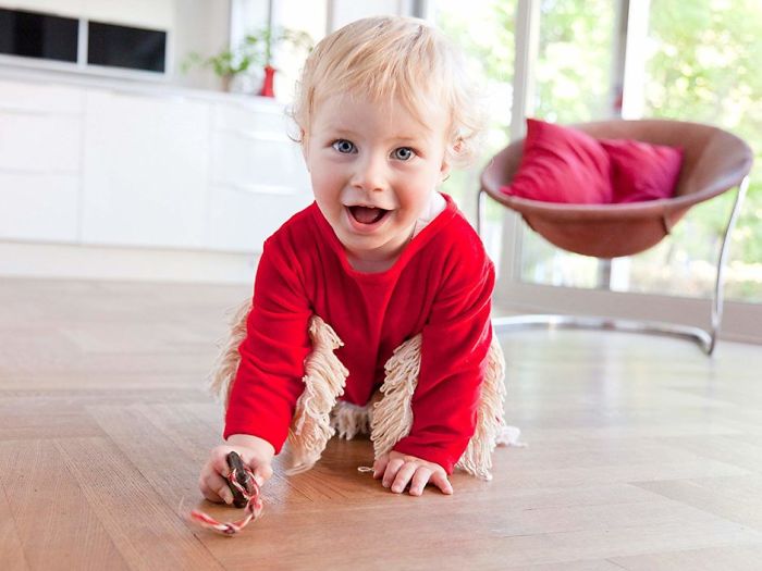 Tu peux acheter un pyjama-vadrouille pour bébés sur Amazon, mais les gens ne savent pas trop quoi en penser