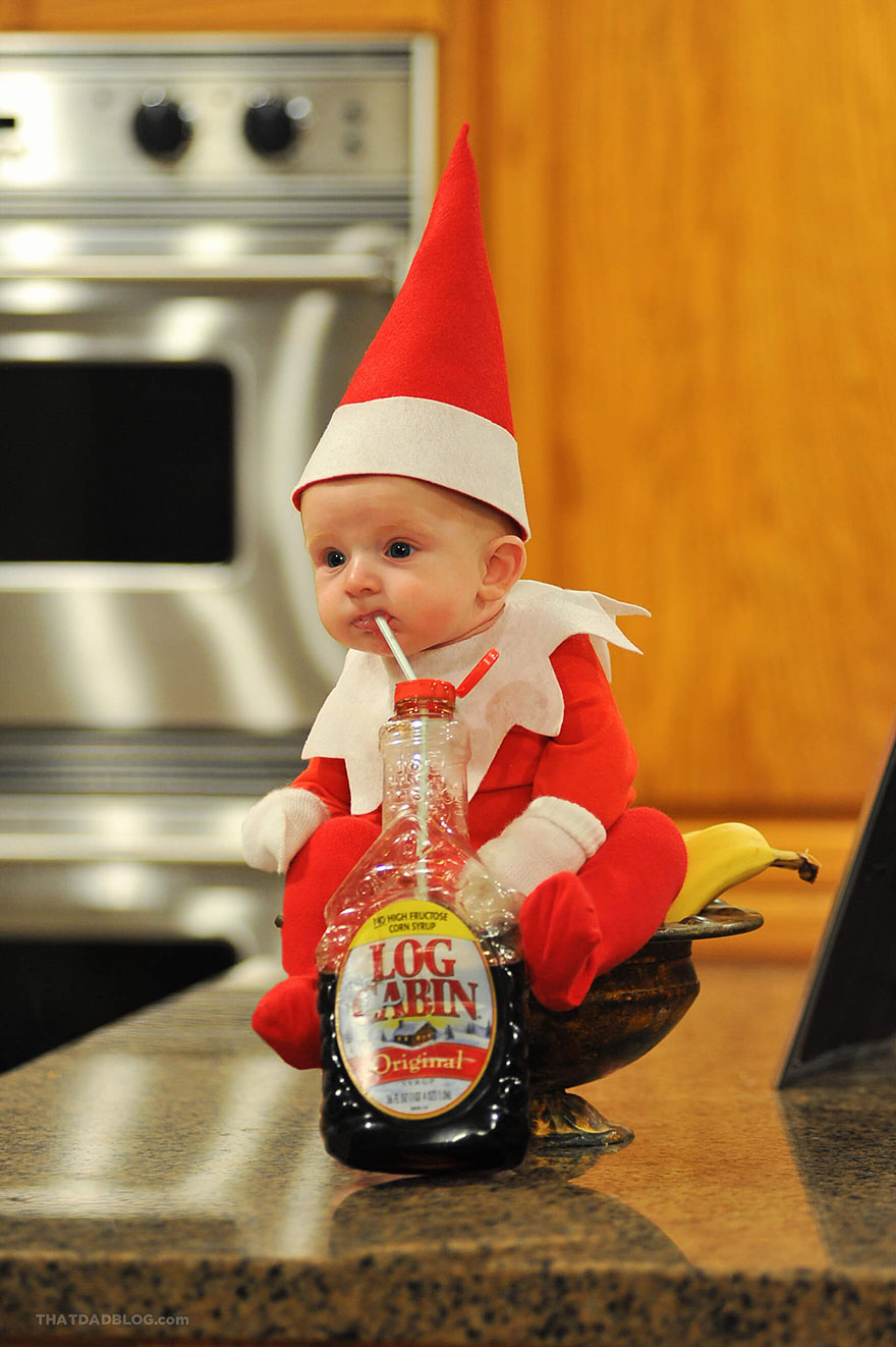 Ce papa de six enfants a transformé son bébé en adorable lutin de Noël (10 images)