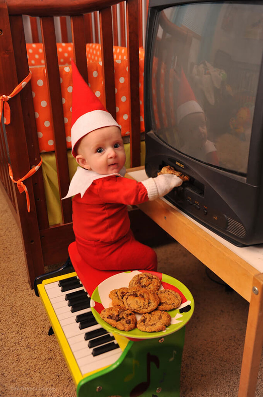 Ce papa de six enfants a transformé son bébé en adorable lutin de Noël (10 images)