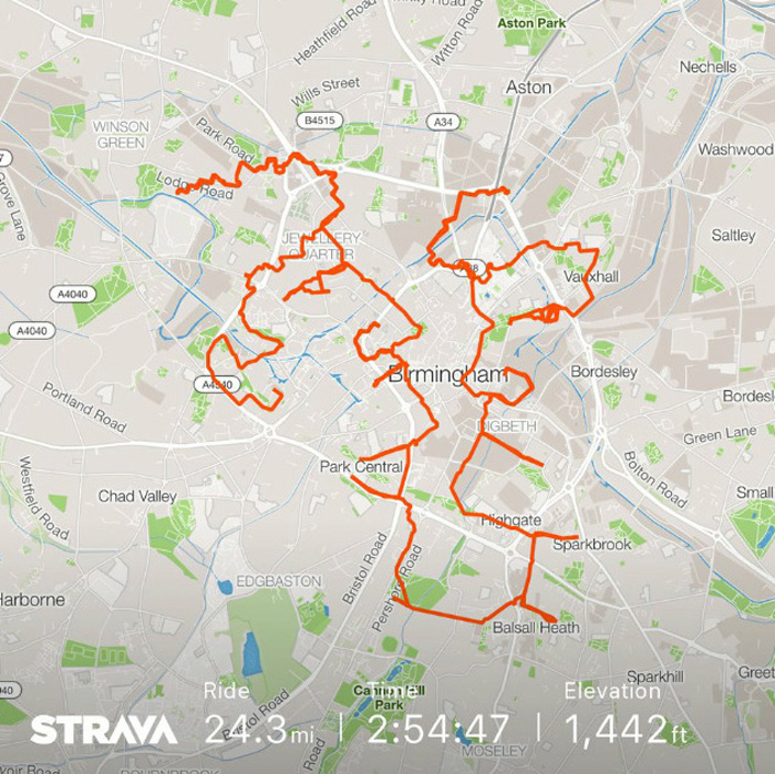 Ce cycliste a passé 9 heures à pédaler pour créer une image d’un renne sur une application de fitness