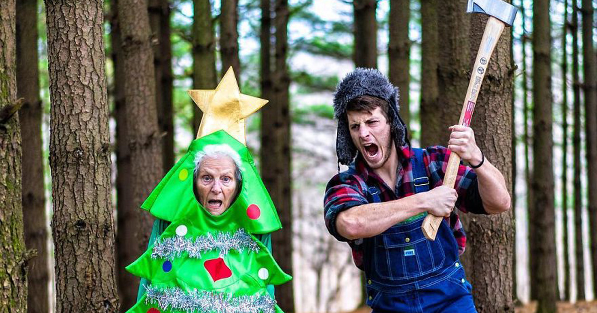 Cette grand-mère de 93 ans et son petit-fils enfilent des costumes ridicules et les gens adorent ça (30 images)