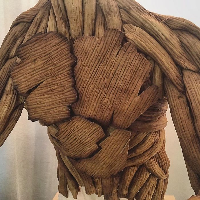 Cette femme repousse les limites et crée des sculptures incroyables en pain d’épices (20 images)