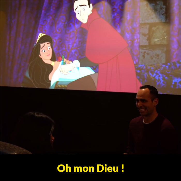 Cet homme a secrètement « piraté » le film Disney préféré de sa petite amie pour inclure une demande dans une salle de cinéma « bondée »
