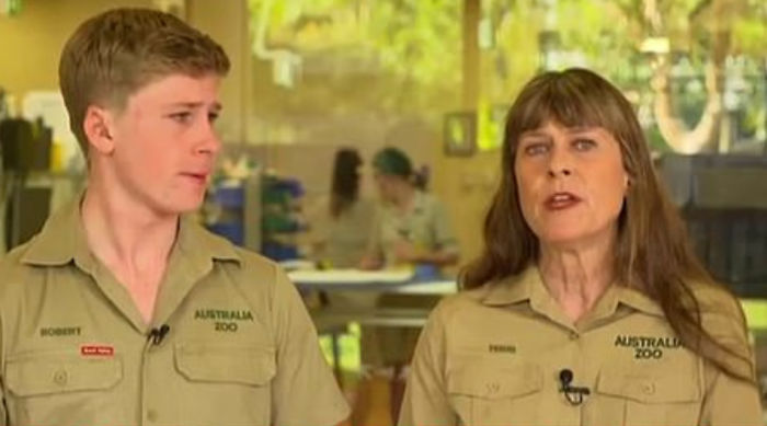 Robert Irwin a eu du mal à retenir ses larmes tout en discutant de l’impact des feux de forêt en Australie