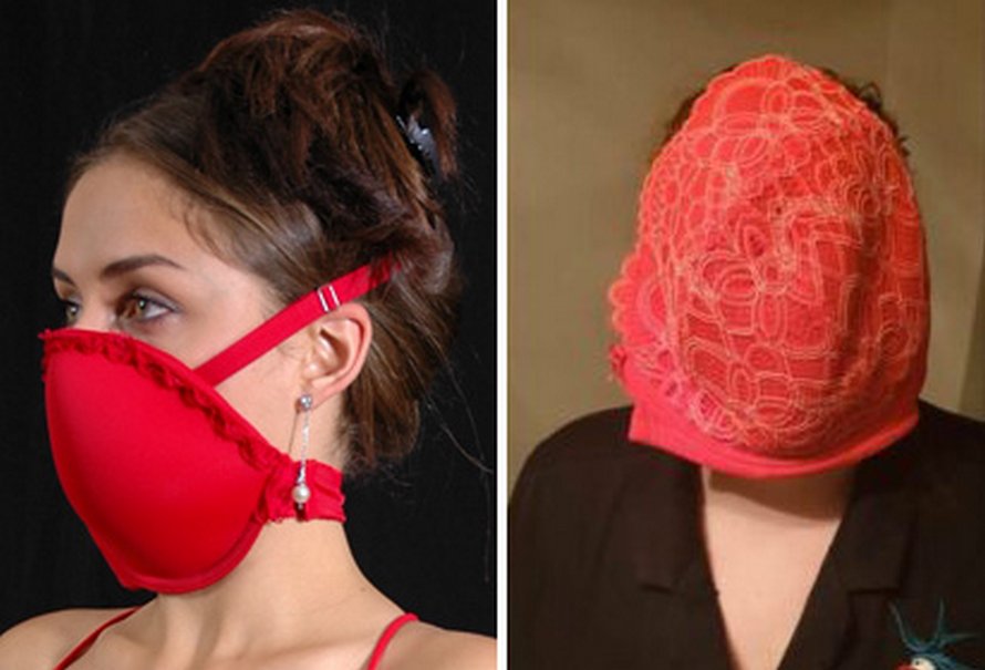 Cette maman a tenté d’utiliser son soutien-gorge comme masque et ses photos sont devenues virales