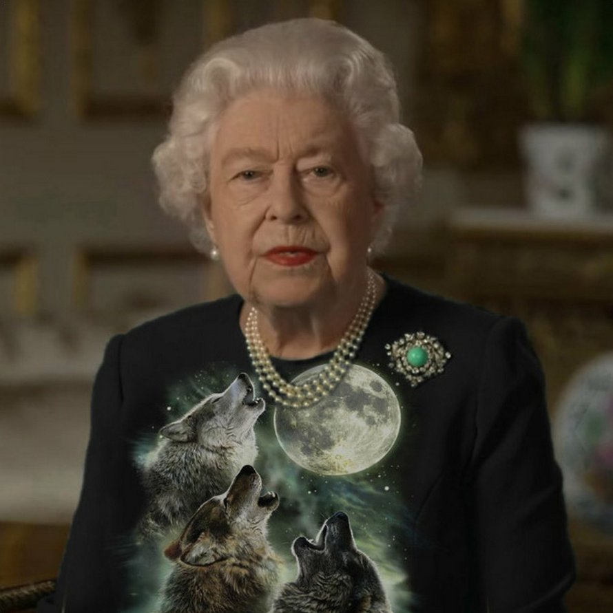 La reine d’Angleterre a prononcé un discours vêtue d’un habit vert et les photoshopeurs ont immédiatement su quoi faire