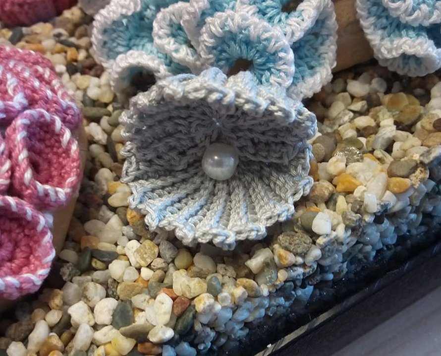 Une artiste italienne a créé un superbe aquarium au crochet