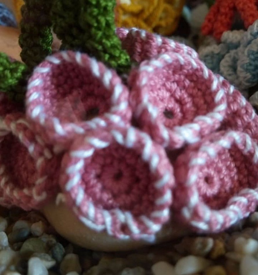 Une artiste italienne a créé un superbe aquarium au crochet