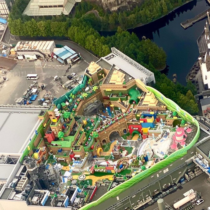 Les photos aériennes secrètes du parc à thème Super Nintendo World sont spectaculaires