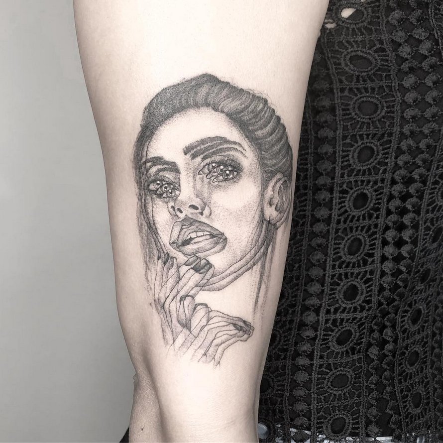 Ces tatouages « vision double » par une artiste mexicaine sont des illusions d’optique et en voici 20 parmi les plus bluffants