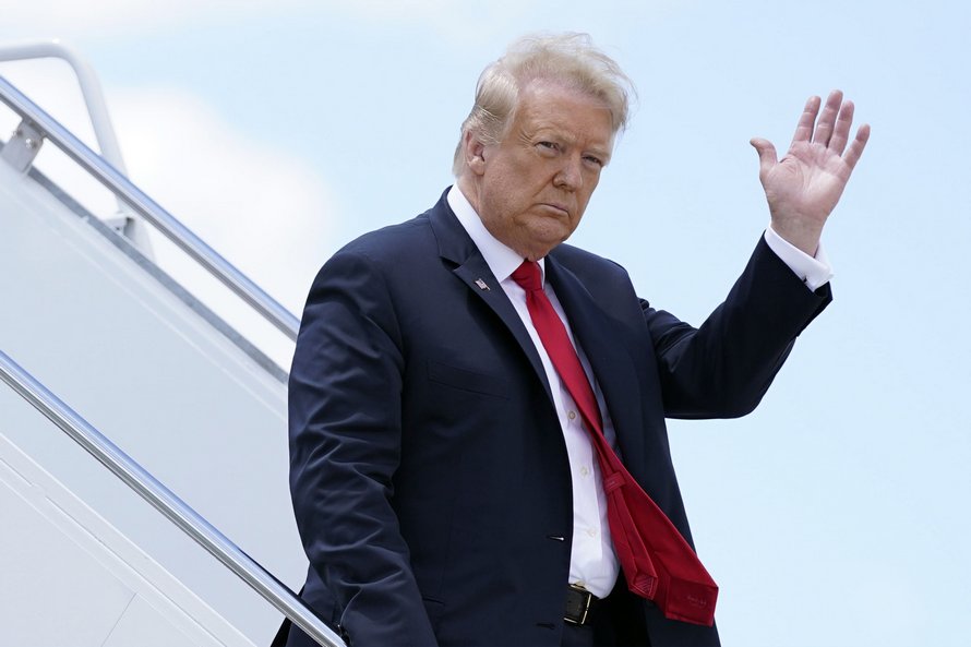 L’Iran lance un mandat d’arrêt contre Donald Trump pour une attaque de drone mortelle