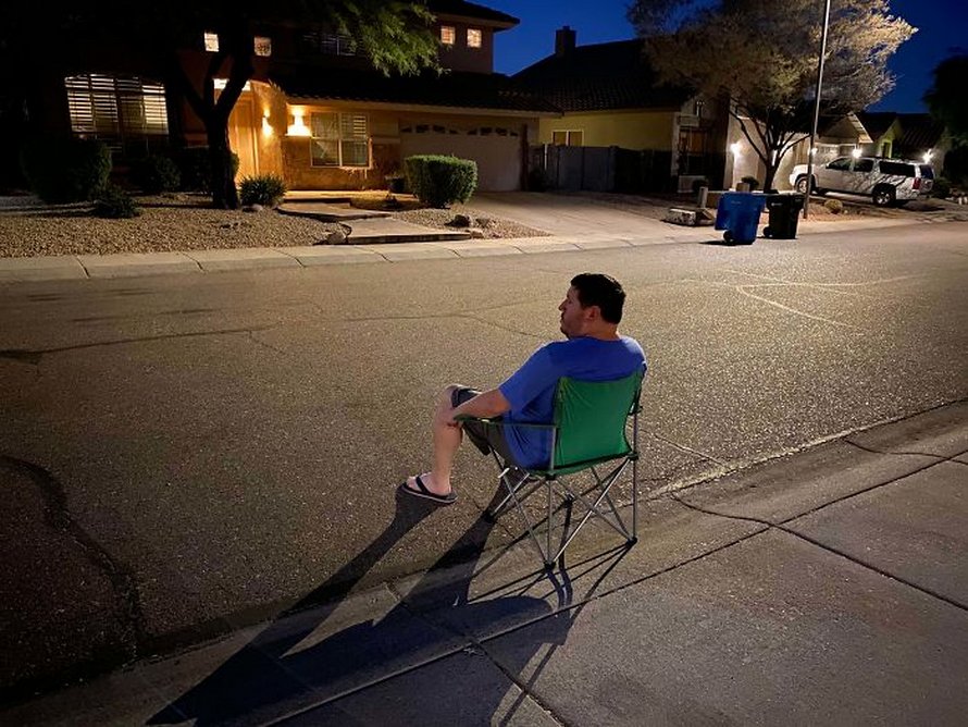 Ces photos de manifestants solitaires sont devenues virales pour montrer qu’aucune voix n’est trop petite