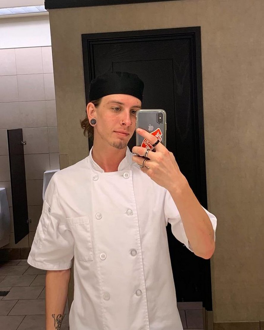 Un homme partage des photos avant et 745 jours après avoir arrêté la drogue et sa transformation est spectaculaire