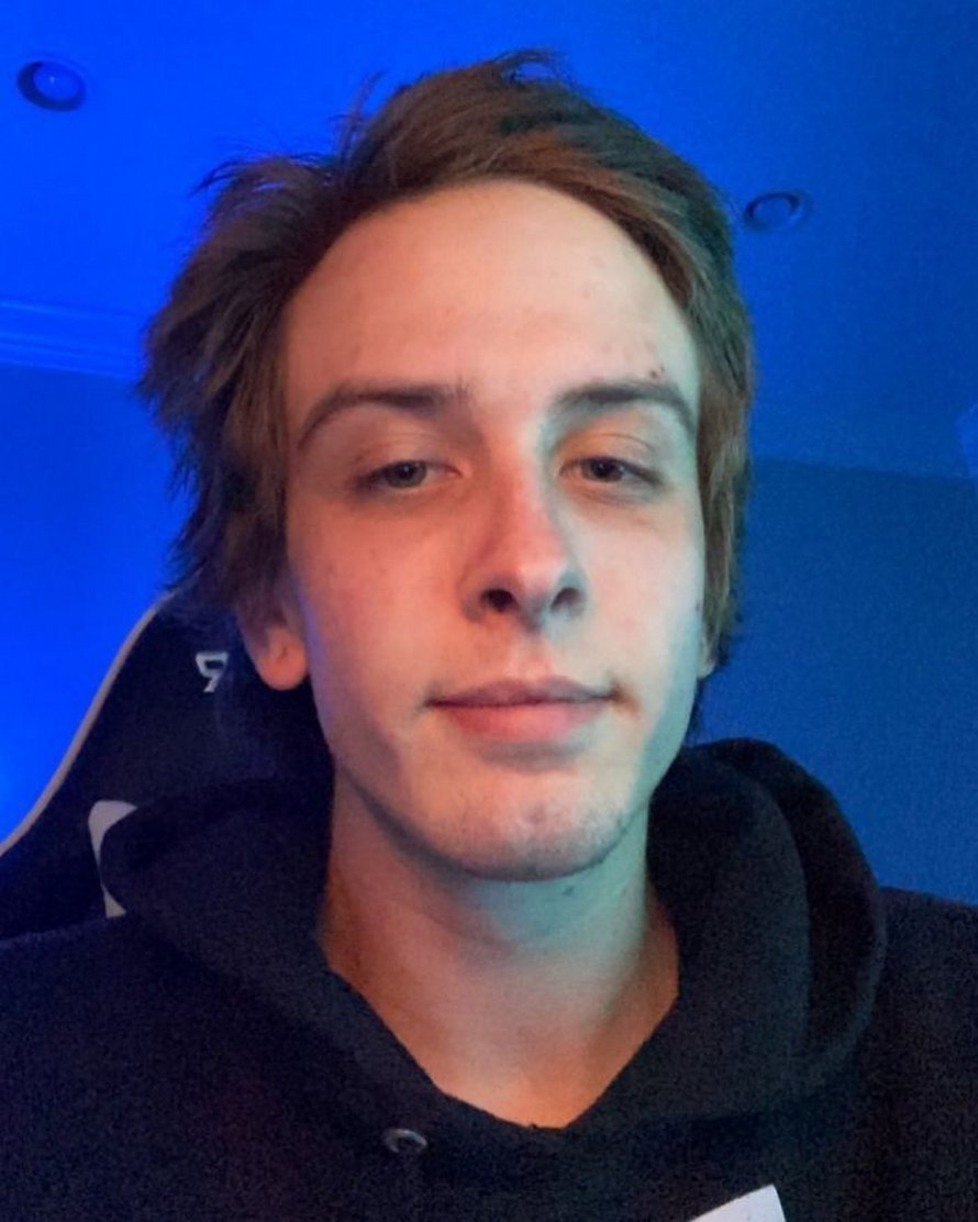 Un homme partage des photos avant et 745 jours après avoir arrêté la drogue et sa transformation est spectaculaire