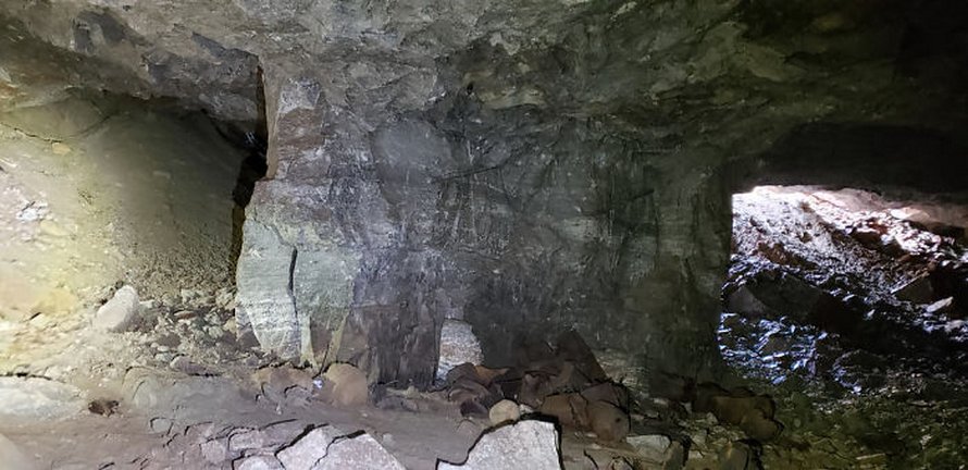 Un énorme trou s’est ouvert dans le Dakota du Sud, alors des gens y ont pénétré pour enquêter et les photos sont devenues virales