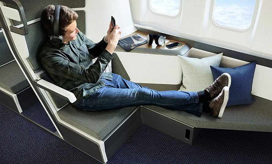 Cette nouvelle conception de sièges d’avion permet aux passagers de la classe économique de se coucher