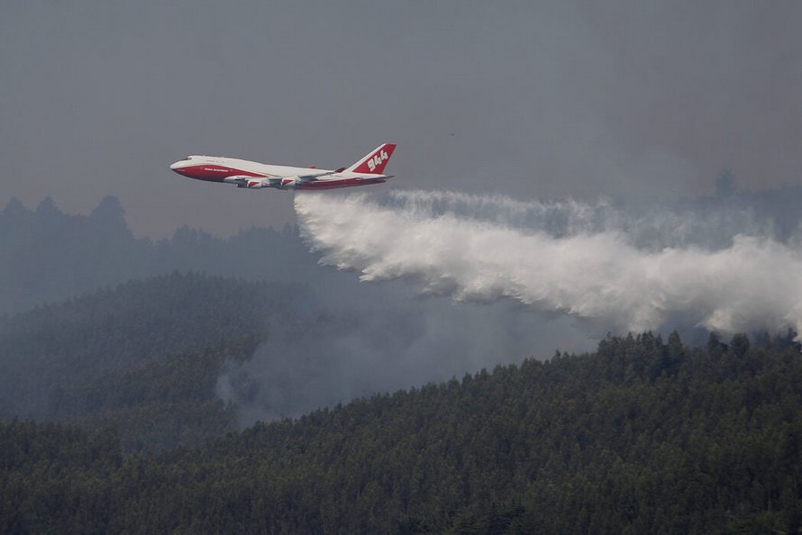 Les avions de passagers à la retraite combattent maintenant les incendies dans le monde entier