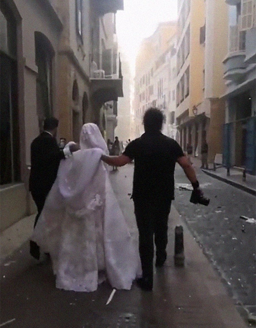 Un photographe capture l’explosion de Beyrouth lors d’une séance photo de mariage