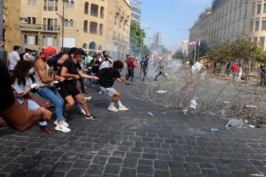 Le gouvernement libanais démissionne après l’explosion meurtrière de Beyrouth