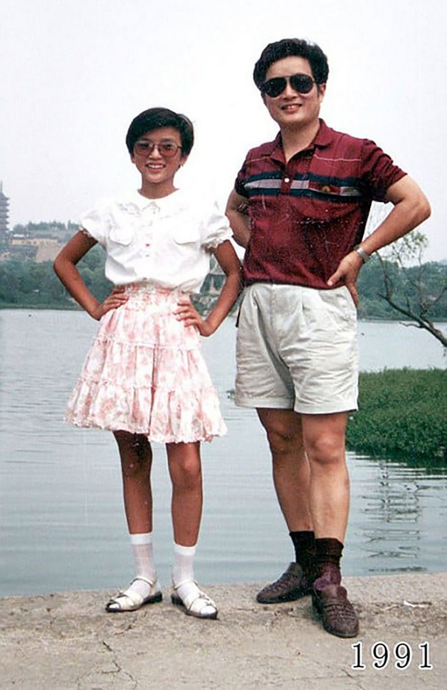 Ce père et sa fille prennent des photos annuelles au même endroit depuis 40 ans et les photos montrent à quel point le temps passe vite