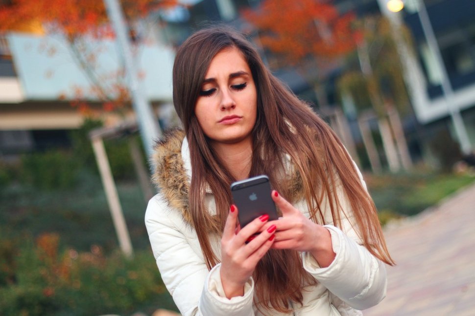 40 % des gens abandonneraient leur chien pendant un mois pour garder leur smartphone