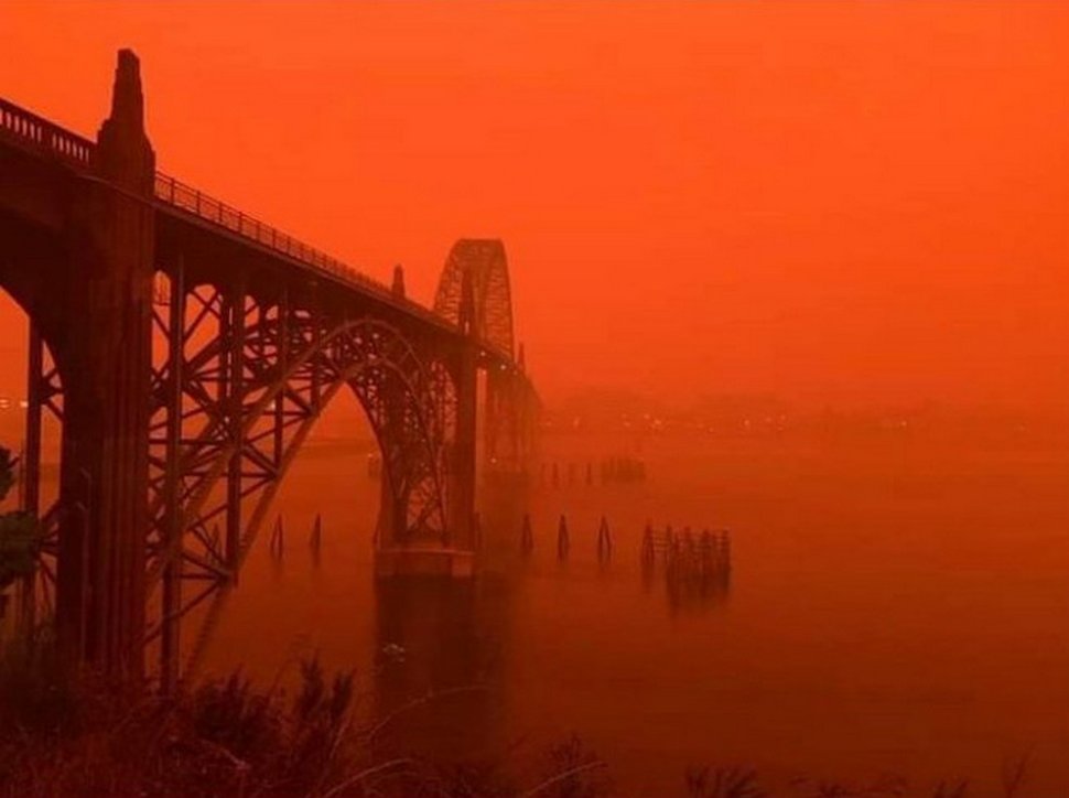 Des gens partagent des photos de l’enfer qui se déroule actuellement sur la côte ouest