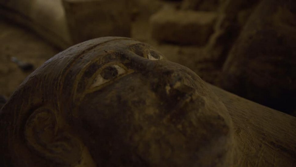13 cercueils de 2 500 ans complètement scellés découverts en Égypte