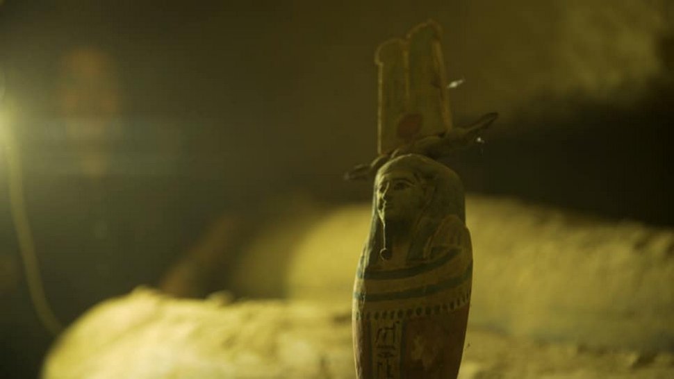 13 cercueils de 2 500 ans complètement scellés découverts en Égypte
