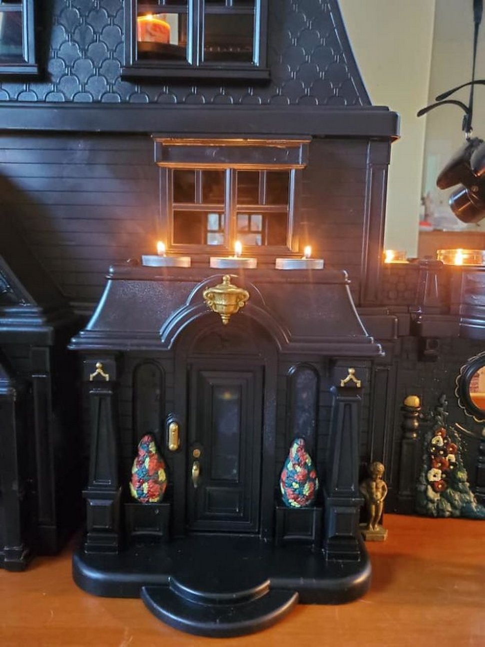 Maison de poupées miniature en plastique noir Creepy rampantes Spider 