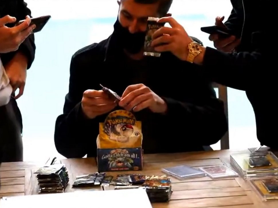 Un homme dépense 320 000 € pour des cartes Pokémon de première édition, mais il découvre qu’elles sont fausses
