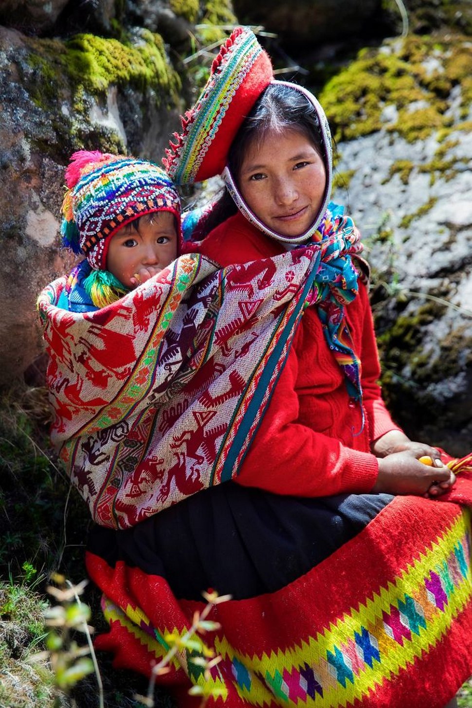 Cette photographe présente la beauté de la maternité en 26 clichés capturés à travers le monde
