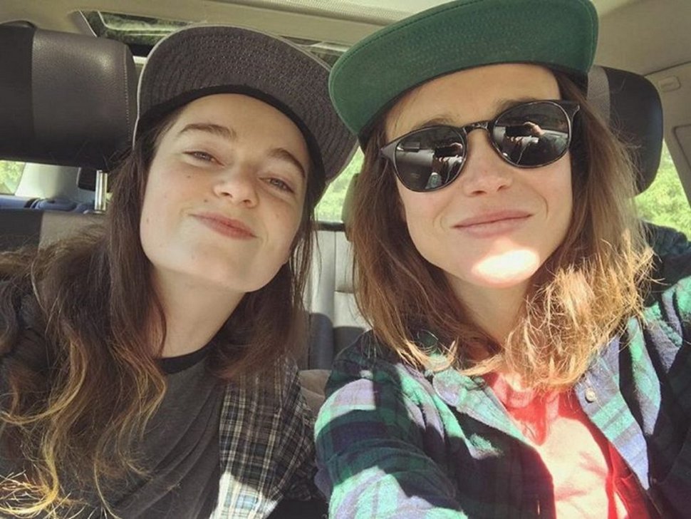 La femme d’Elliot Page dit qu’elle est fière du coming out trans de la star