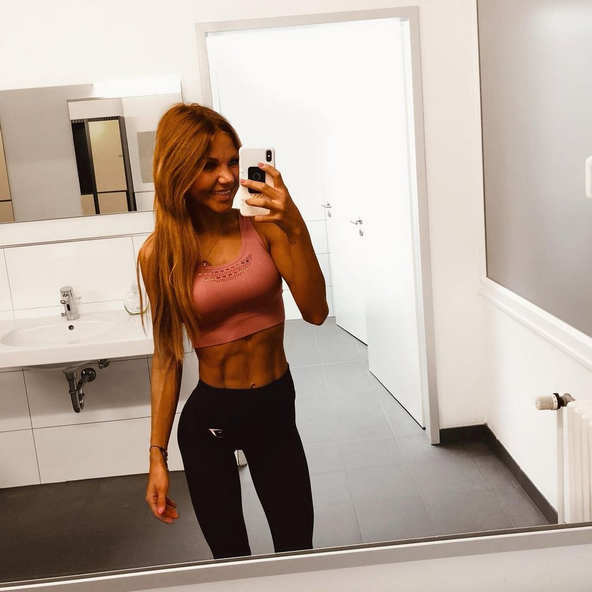 Cette influenceuse qui a partagé son expérience avec l’anorexie sur Instagram est morte à 24 ans