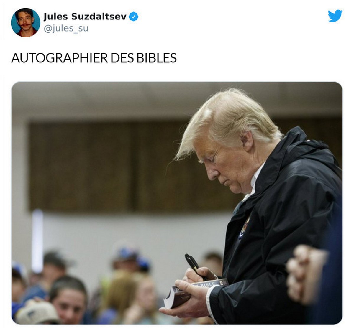 Cet homme a publié les choses les plus stupides que Trump a faites pendant sa présidence