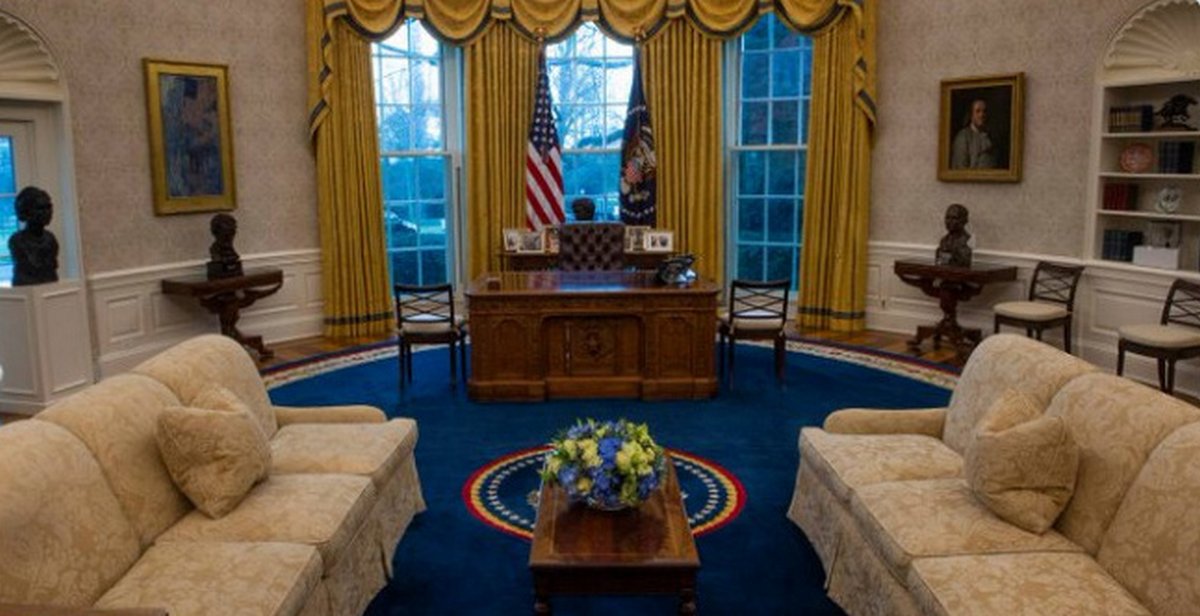 18 photos qui montrent les différences entre le Bureau ovale de Biden et celui de Trump