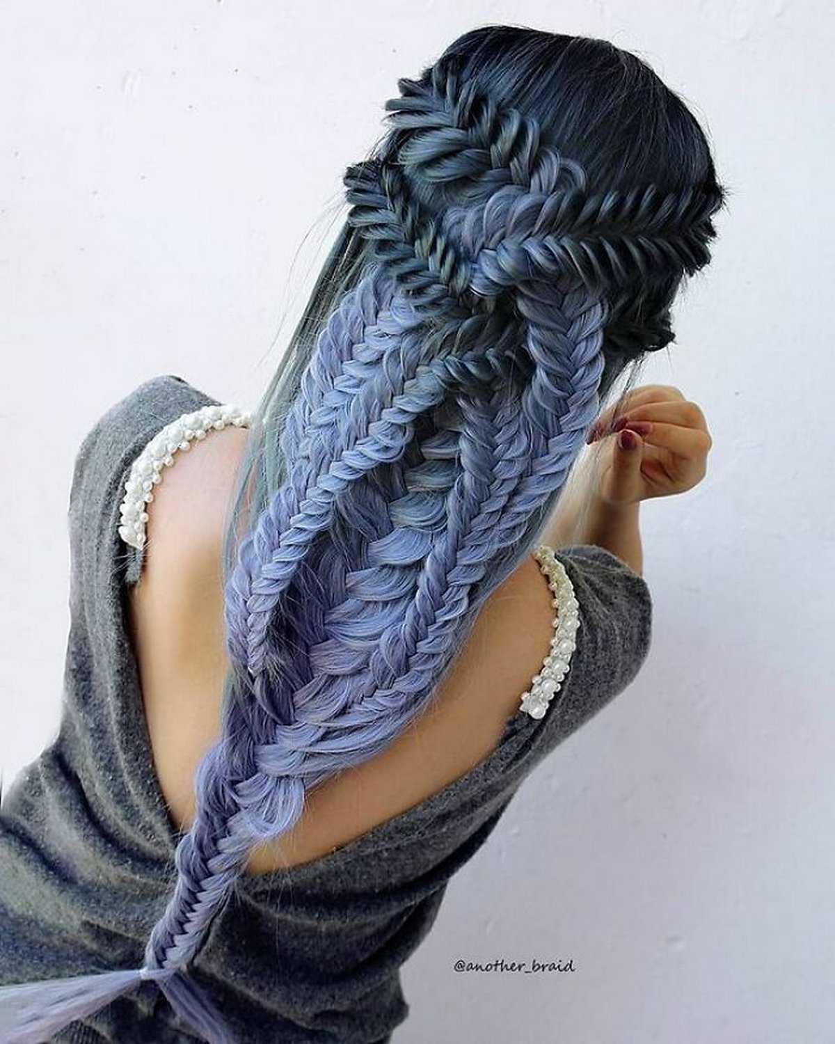 Ces coiffures à tresses fascinantes ont été créées par une artiste macédonienne autodidacte