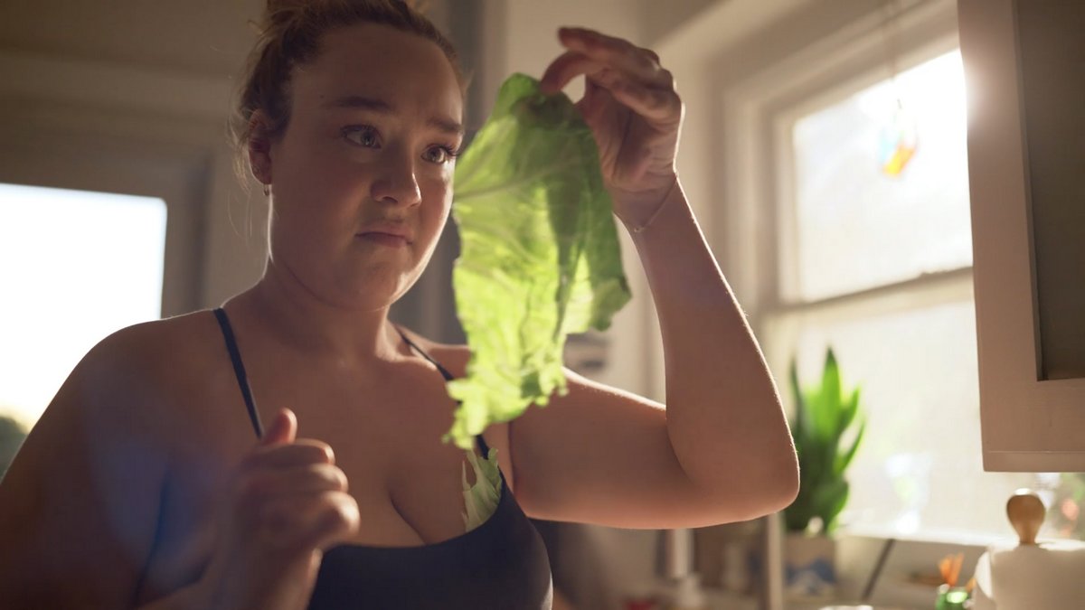 Cette nouvelle pub montre la réalité des femmes et leurs seins lors de l’allaitement et elle sera diffusée pendant les Golden Globes