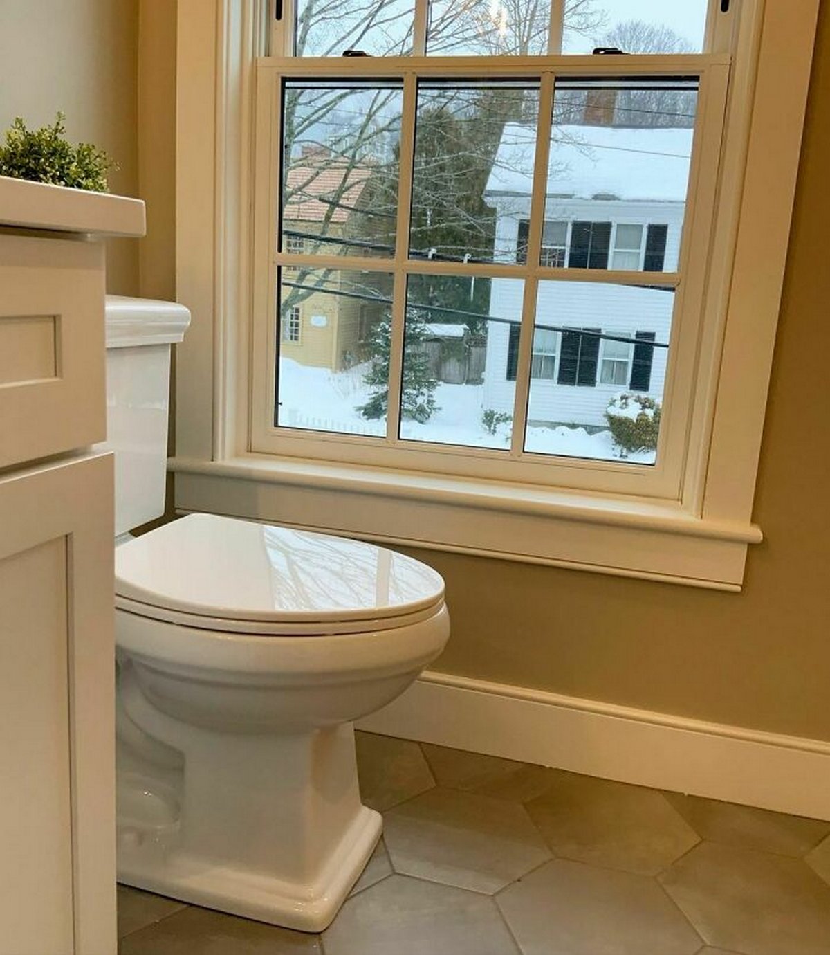 Ces inspecteurs de maisons ont découvert des choses si étranges qu’ils n’ont pu s’empêcher de prendre une photo