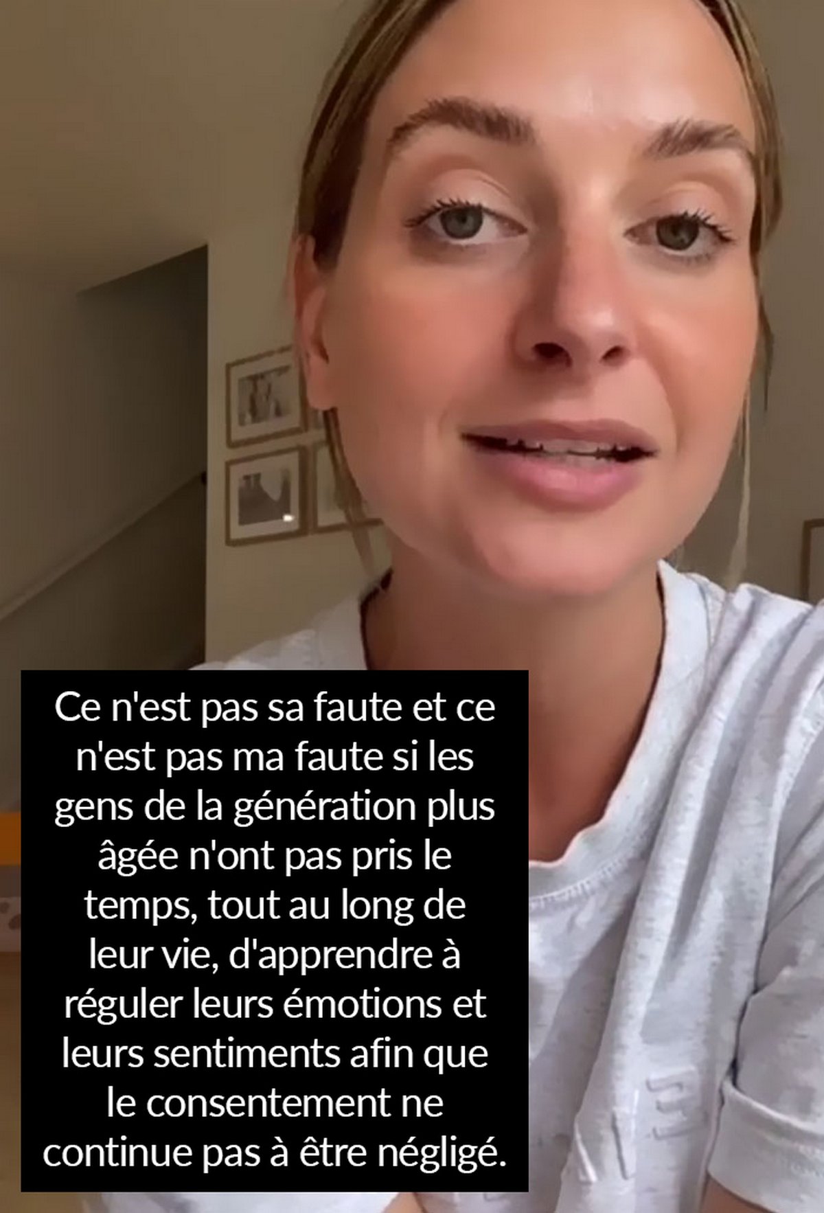 Cette mère explique pourquoi les grands-parents ne peuvent pas faire un câlin à son enfant de 2 ans quand ils le veulent et doivent lui demander son consentement